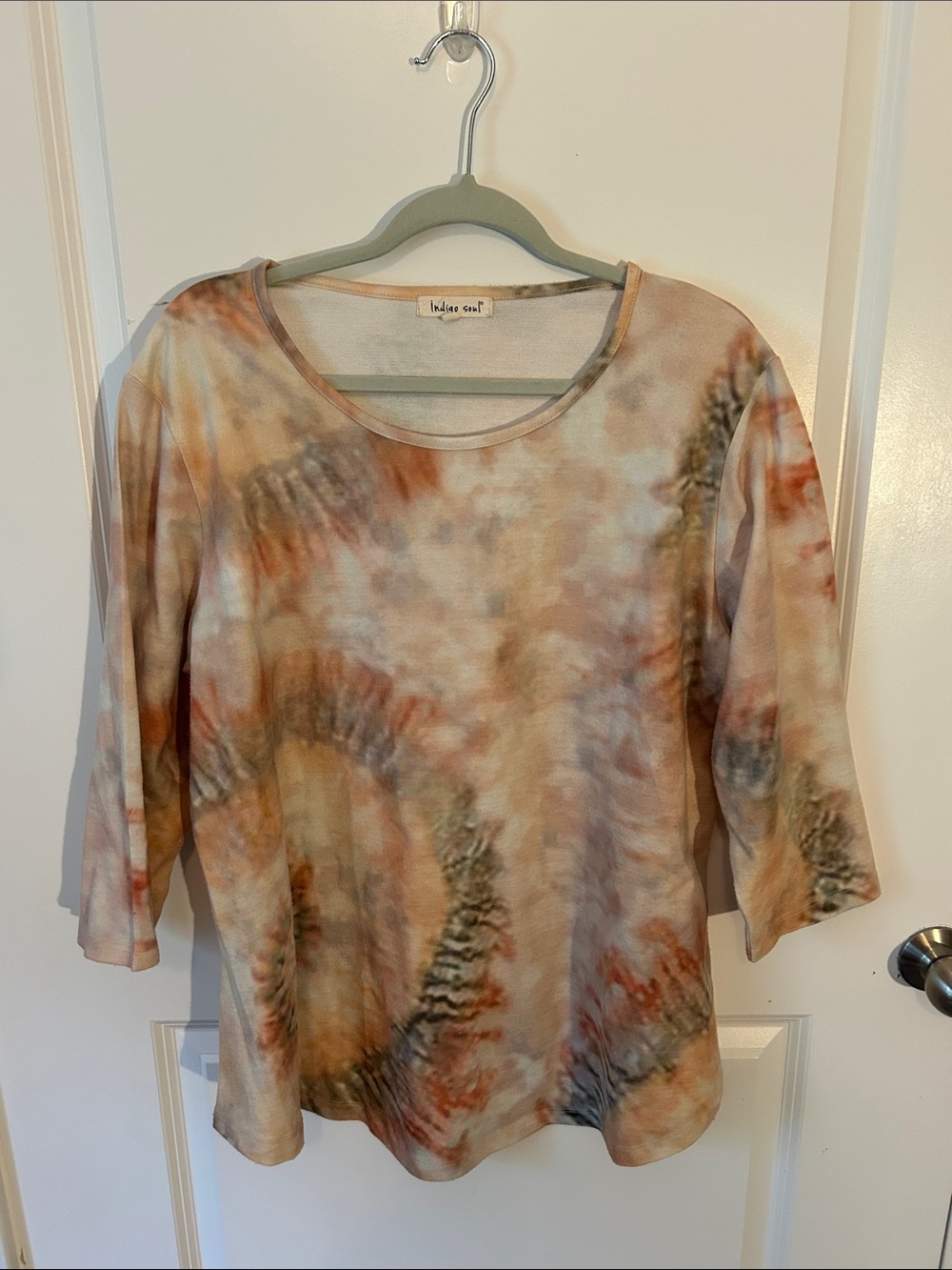 indigo soul Women's 3/4 sleeve Tie-Dye Crewneck Top in Tan, Brown & Blue